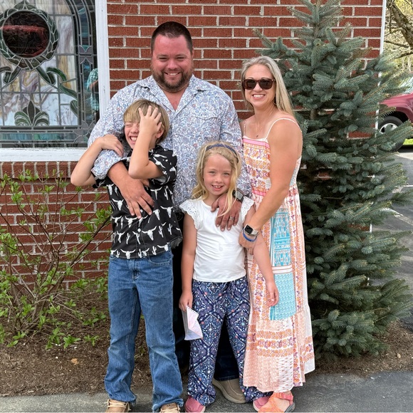 Meet your Posher, Mandi - Picture 4 of 16